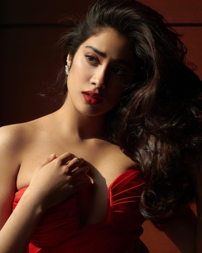 Janhvi Kapoor Hot Red