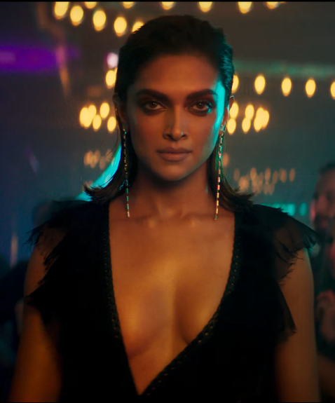 7 Deepika Padukone Hot Pics From Pathaan Teaser Just For Movie Freaks