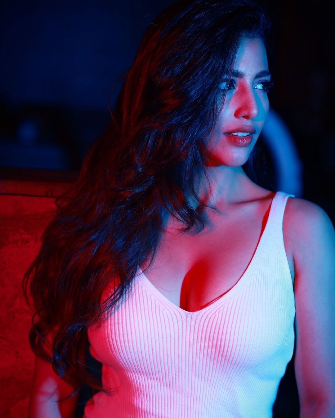 Daksha Nagarkar Hot Sexy
