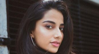 Meenakshi Chaudhary Hot Pics are as Spicy as Guntur Kaaram! 🌶️🥵