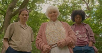 Portraits of Dangerous Women Review 2025