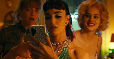 The Balconettes Review