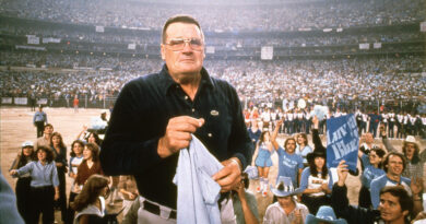 Luv Ya Bum Movie Review 2025