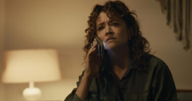 Wet Paper Bag Movie Review 2026